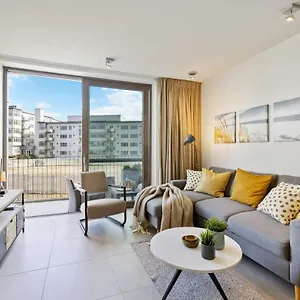  Appartement Huswell - With Natural Swimming Pool